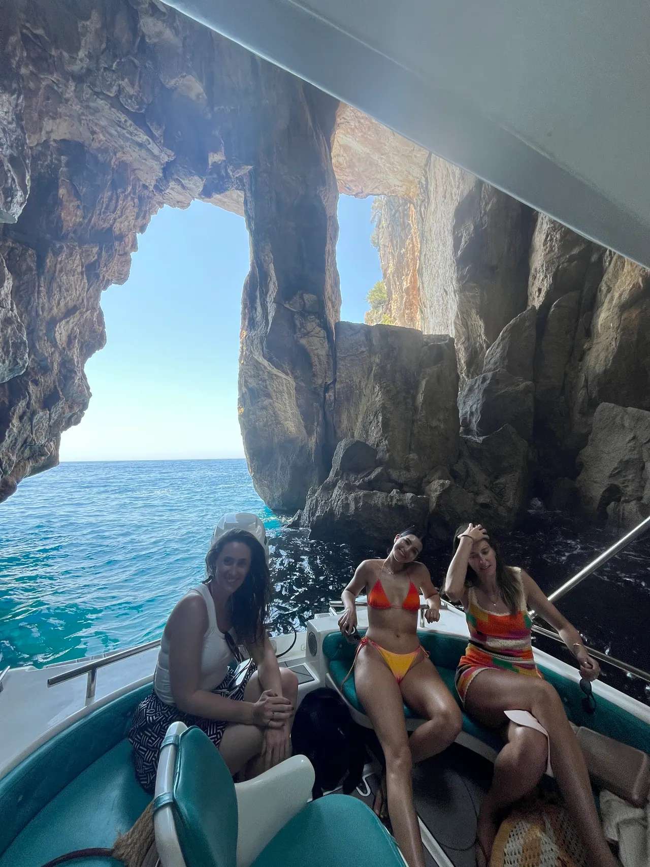 The Caves Tour Tour Gallery Image 3